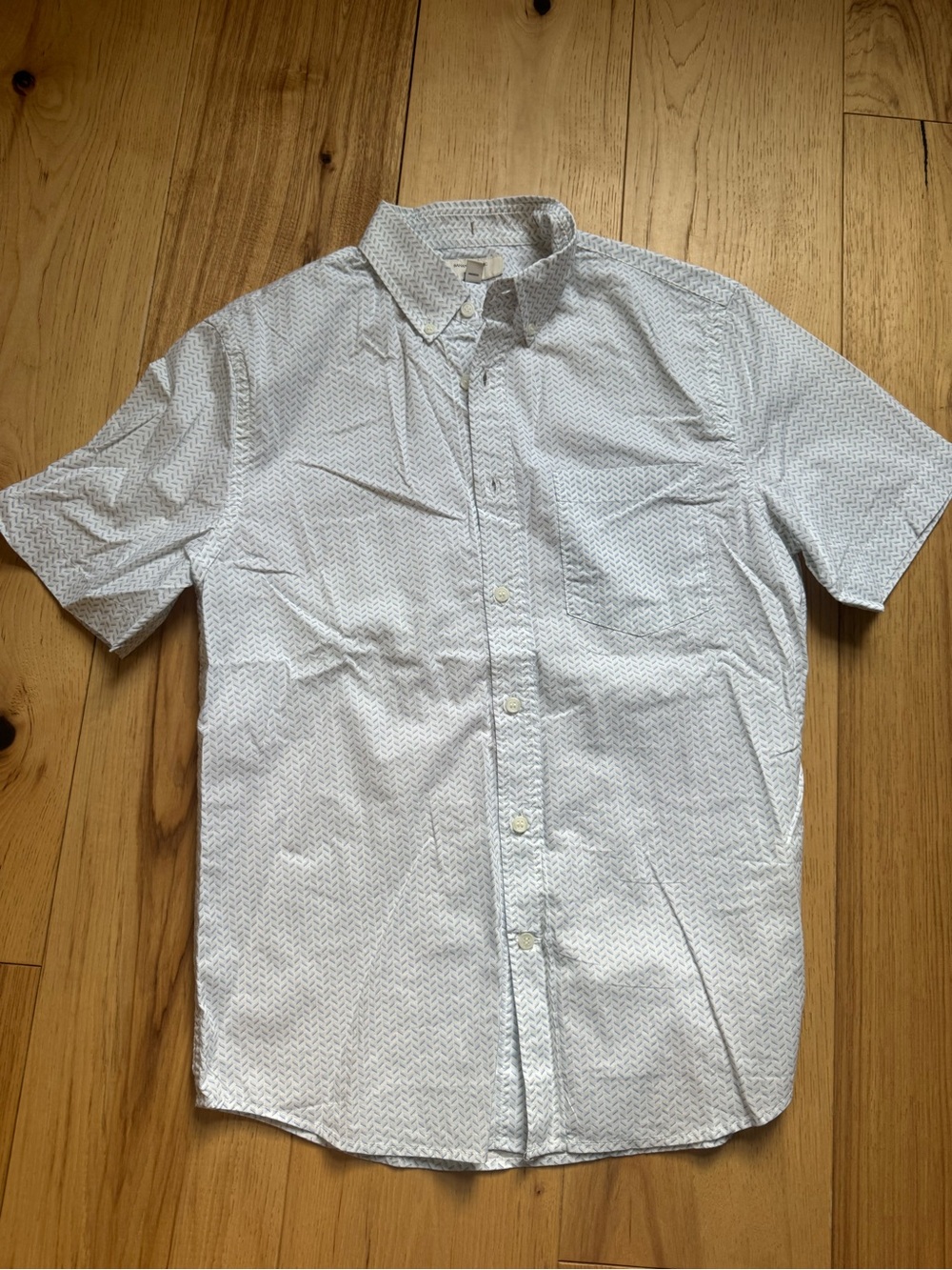 Banana Republic Light Blue Short-Sleeve Button-Down Shirt